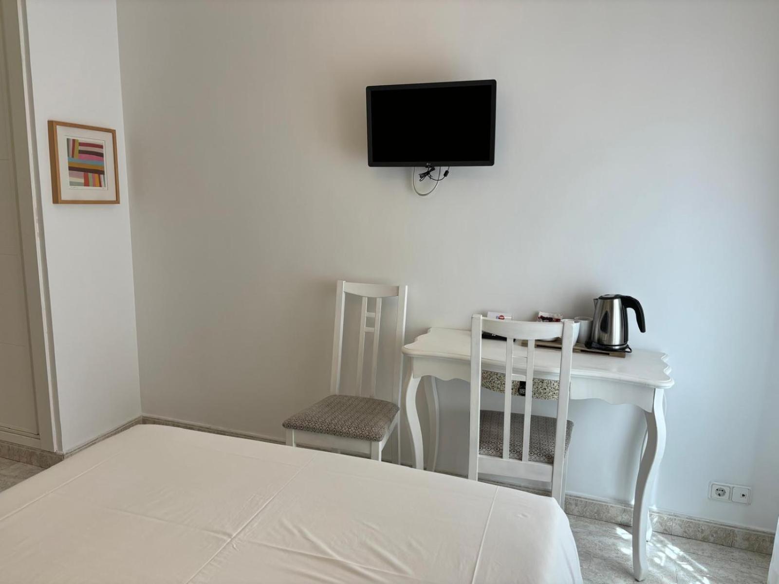 Hostal Barrera Madrid Extérieur photo